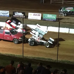 April 6, 2018 Sprint Cars North vs South  Awesome track and great racing
