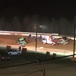 April 6, 2018 Sprint Cars North vs South  Awesome track and great racing