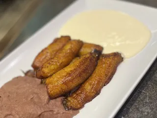 Lo'roko Pupuseria & Grill