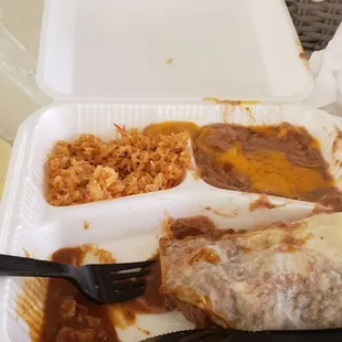 Combo 4 red beef burro with beans n rice is so good