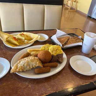 chicken wings and fried chicken, food