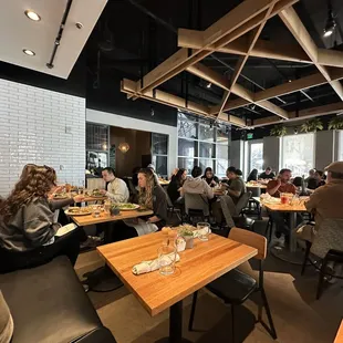 sushi and sashimi, interior