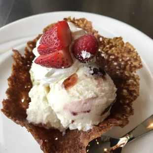 Gelato tasting - 3 flavors