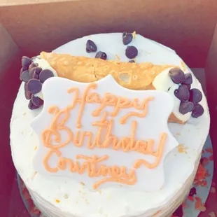Cannoli cake!! THE BEST