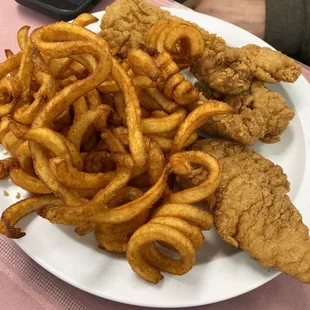 Chicken fingers and curly fries