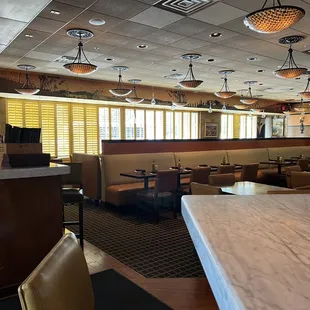 Very nice atmosphere with tons of seating (patio too)