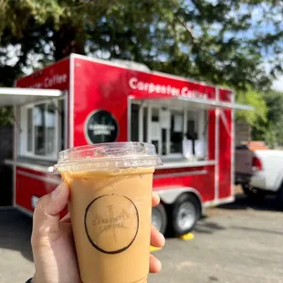 Iced vanilla latte