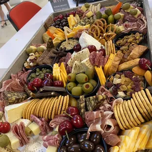 Amazing charcuterie board!!
