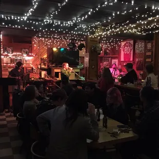 Open mic night. I love the decor here.