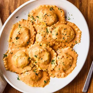 pasta dish, pasta, food