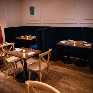 "Living Room" Seating