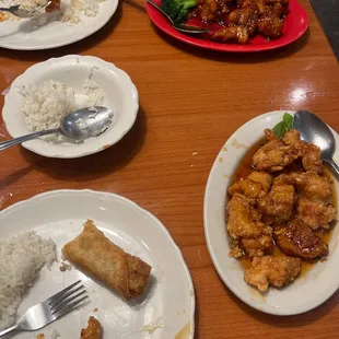 I got Orange Chicken and my bf got General Tso Chicken Plate