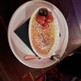 Crème brûlée dessert