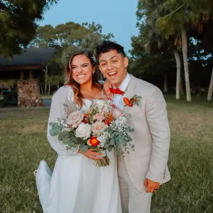 Front of bouquet and the Groom's boutonniere
