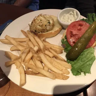 Jumbo Lump Crab Cake Sandwich