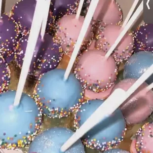 cake pops with sprinkles