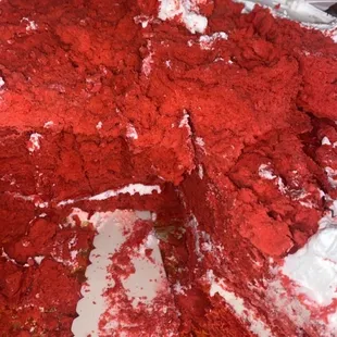 The small white layer is suppose to be "buttercream" which didn't taste anything like buttercream. Disgusting. Fake red velvet.