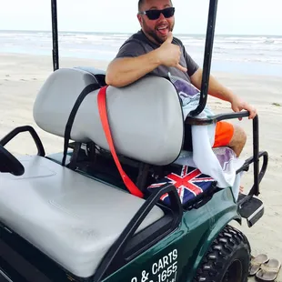 Hangin 10 wit my behbay on the back! It's shaded &amp; sand free! LOVE! :))