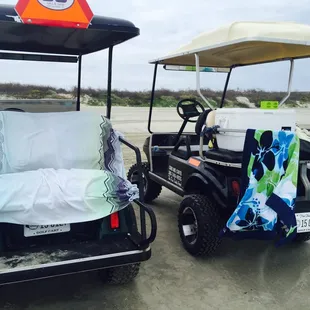 Fit your whole family &amp; all your stuff without having to carry it to the beach! Yay! :))