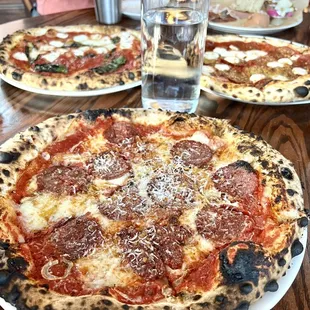 Daisy Pizza