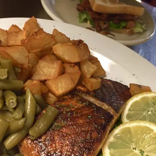 grilled fish, fish, grilled seafood, seafood, food
