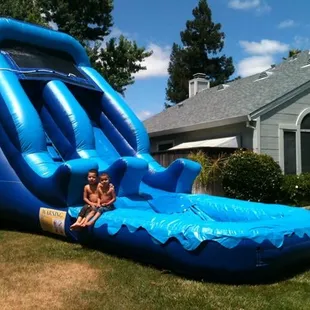 Big wave water slide 24 long 14 tall 14 wide