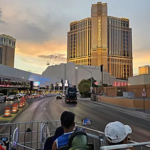 7pm tour is the best!