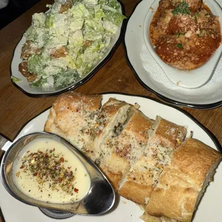 GARLIC BREAD QUATTRO FORMAGGI