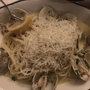 White Clam Linguine