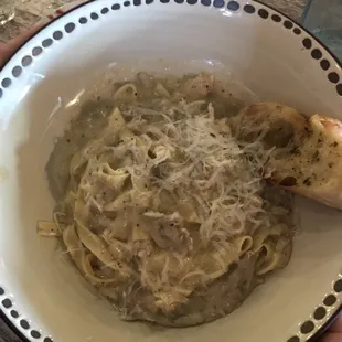 Pulled Chicken Alfredo