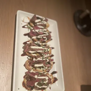 Filet Tenderloin Toast*