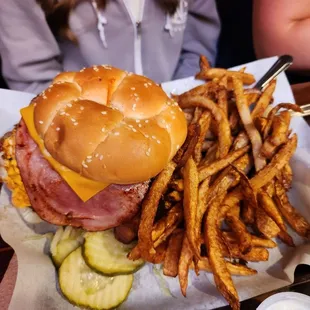 Burger with ham, beacon, patty and egg.