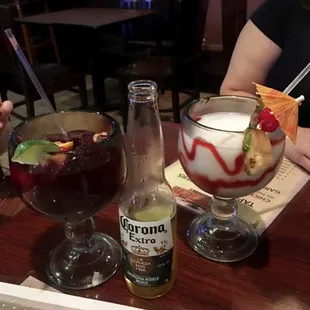 Sangria, cerveza y piña colada