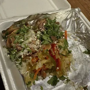 Garnacahas with carnitas