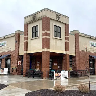 Restaurant Exterior and Patio
