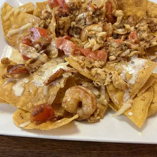 Seafood nachos