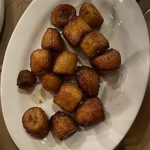a plate of fried chicken nuggies