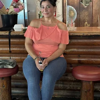 Rosie L.