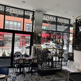 ramen and noodles, interior