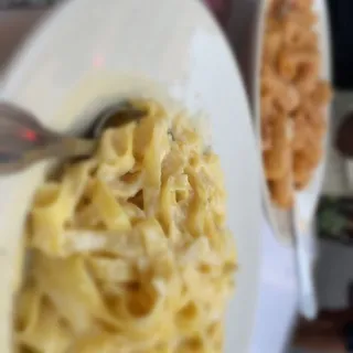 Fettuccine Alfredo