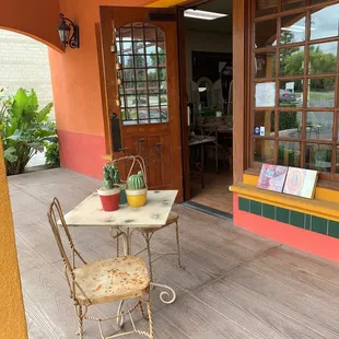 Casa Bella Rustic Furniture & Decor