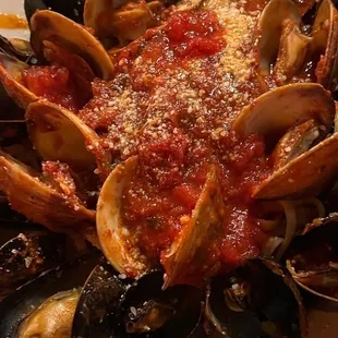 Mussels and clams fra diavlo