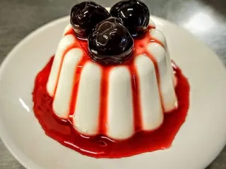 Amici Banquet Restaurant