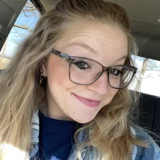 Tori L.