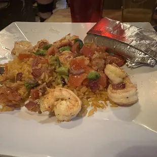 Cameron grilled ( Shrimp) w diced avocados and tomatoes and rice