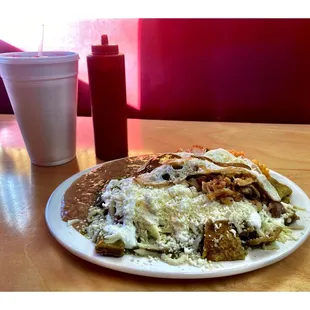 Huge Breakfast! Chilaquiles Verdes w/Chicken @ Casa Café, Chicago, IL Simple Great Mexican Food! Nice Super Friendly Service. Cool!