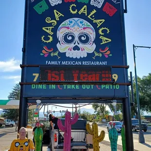 A new restaurant since we were last here. There are Day of the Dead skulls everywhere, and I love it.