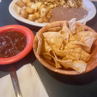 Chips and salad are FIRE!  Delicious!!!