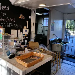 Order/Pick-Up Counter