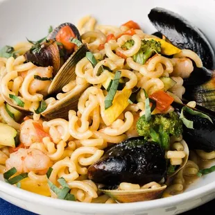 pasta dish, pasta, food